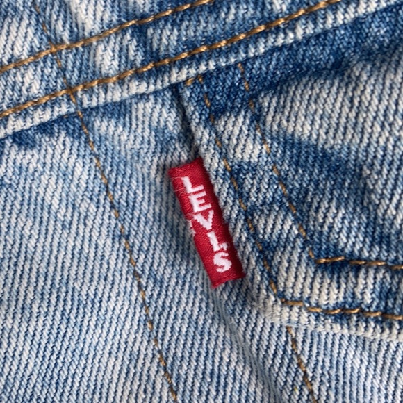 Levi’s Premium Sherpa Trucker Jacket - Picture 8 of 8